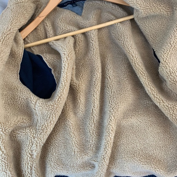 Tommy Hilfiger Zip Up Fuzzy Sweater - Picture 4 of 4